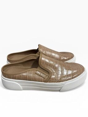 Nine West Hayzel Croc Embossed Slip On Platform Sneaker Mules Size 7.5
